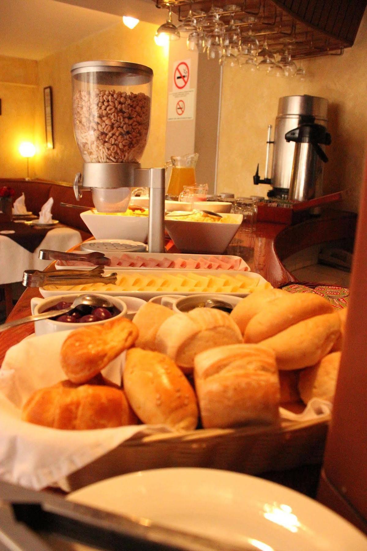 ليما Suites Antique Apart Hotel المظهر الخارجي الصورة