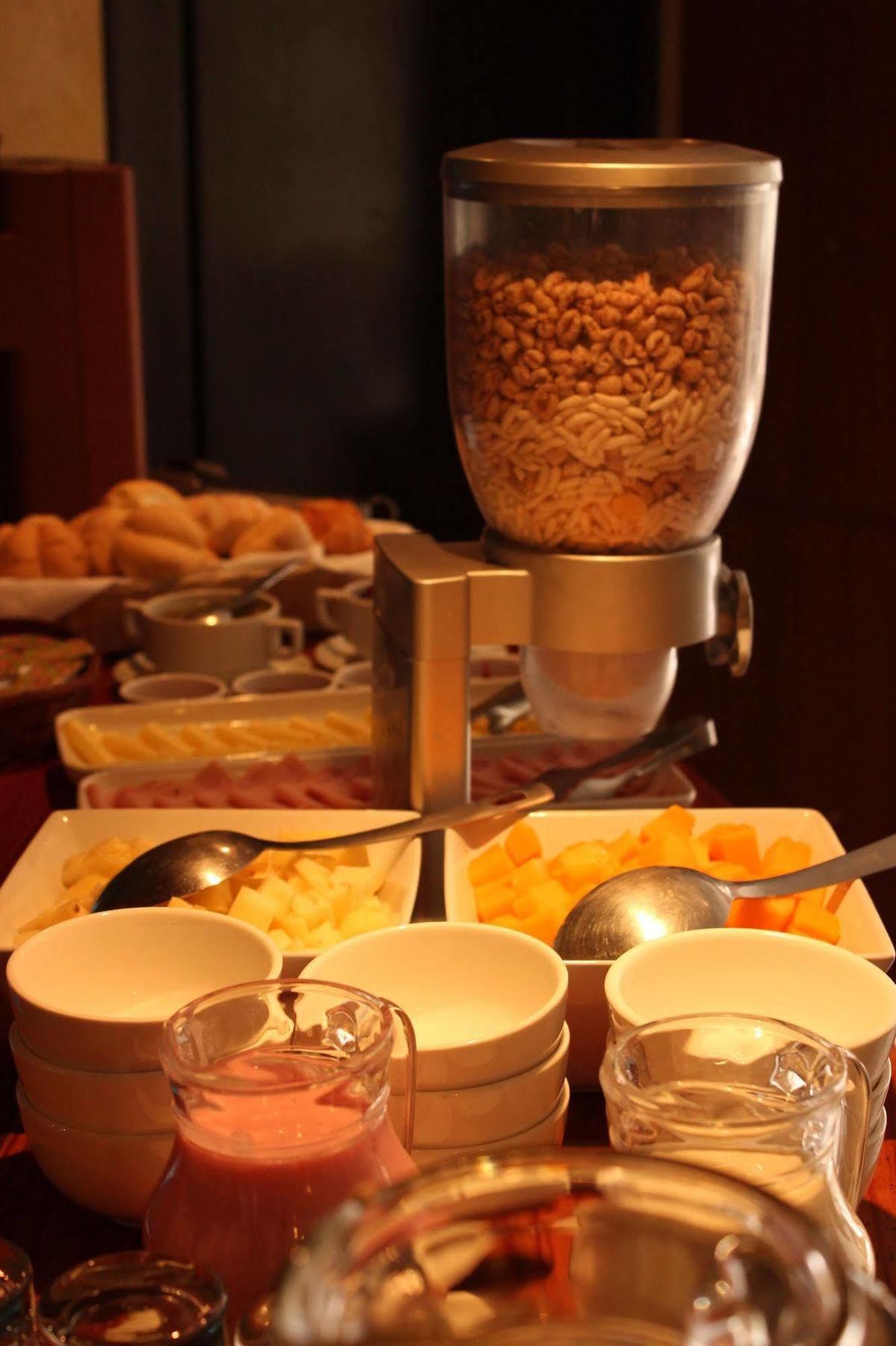 ليما Suites Antique Apart Hotel المظهر الخارجي الصورة
